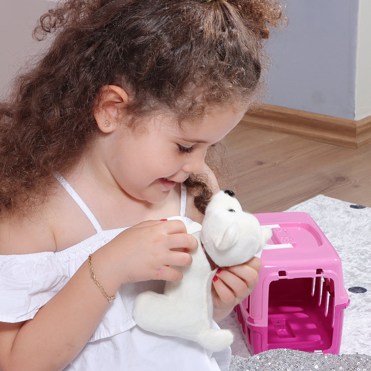 Ogi Mogi Toys My Cute Dog Tierarzt Set Rosa mit Zubehörteilen wie Pflegebürste, Futterteller und Hundewelpe in einem Tragekoffer.